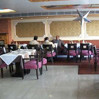 होटल Country & By Radisson 4*